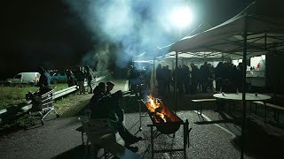 France: des agriculteurs passent la nuit sur un barrage malgré l'appel à lever les blocages | AFP