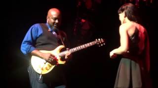 Tariqh Akoni on Guitar St. Louis 10192015