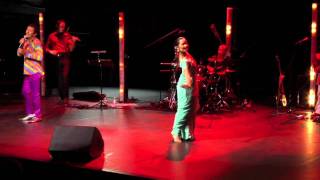 PASCAL HENI  "LIVE AT THE QUAI BRANLY"