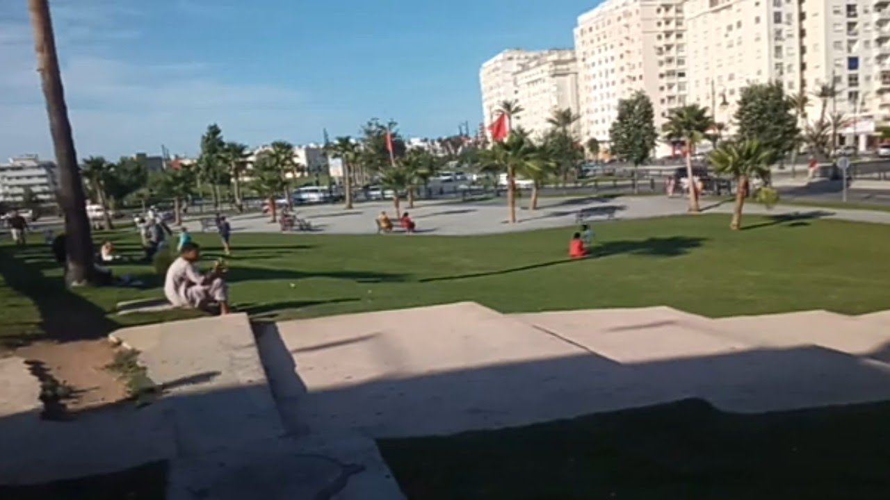 شارع مرجان و اهلا طريق الرباط بطنجة