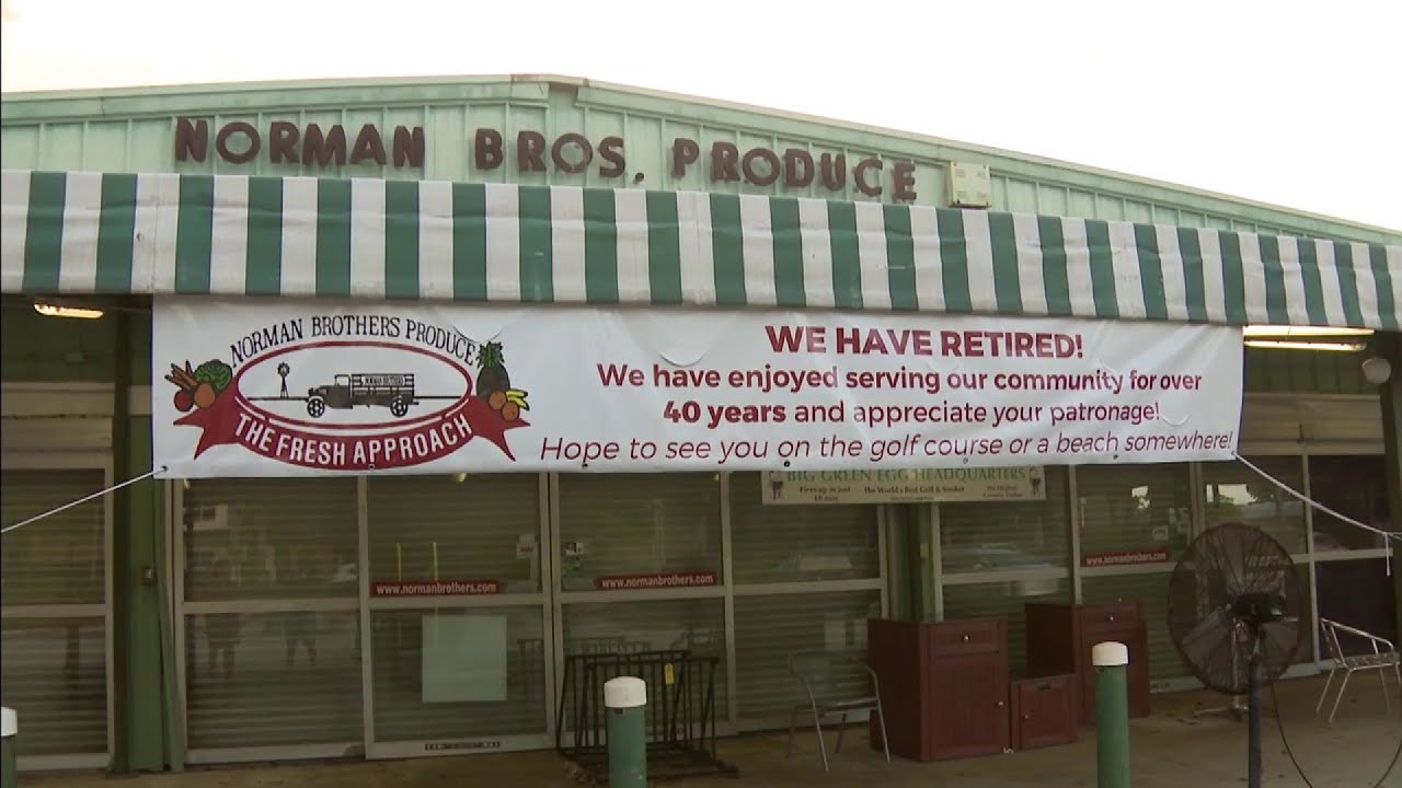 Numerous items up for auction after closure of South Florida landmark