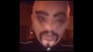 👽