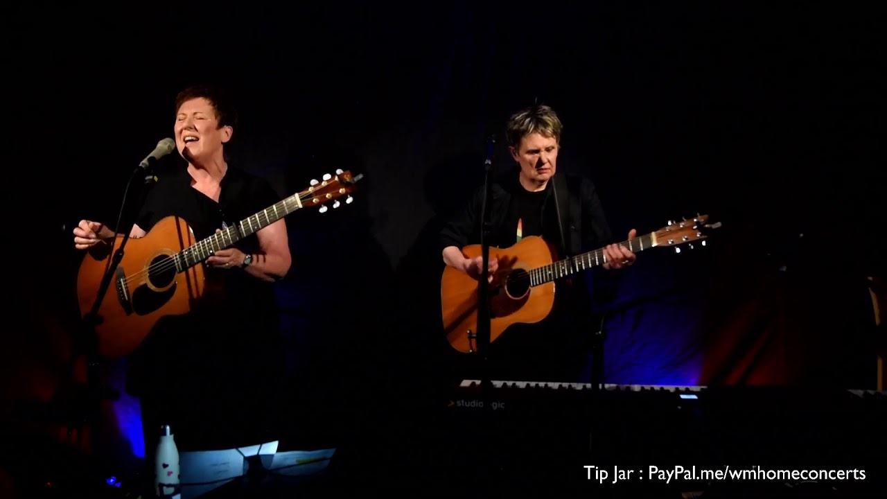 While and Matthews 'Live In The Lounge'