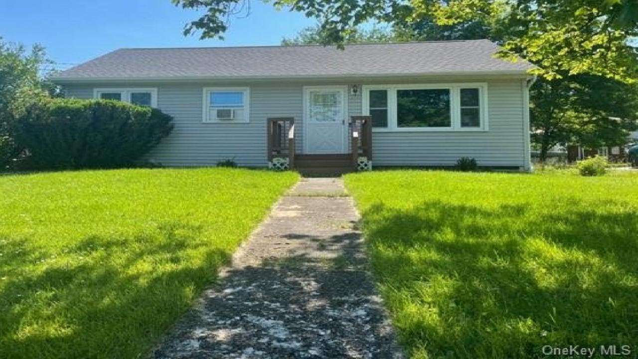 38 5th Avenue, Newburgh, NY Presented by Kathleen Milich.