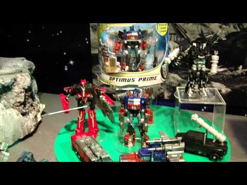 Seibertron.com Toy Fair 2011 Transformers Cyberverse (Legends Class) toys