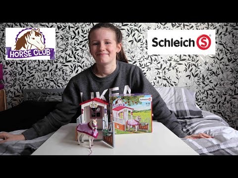 alissa-gets-her-first-schleich-horse---schleich-horse-club!