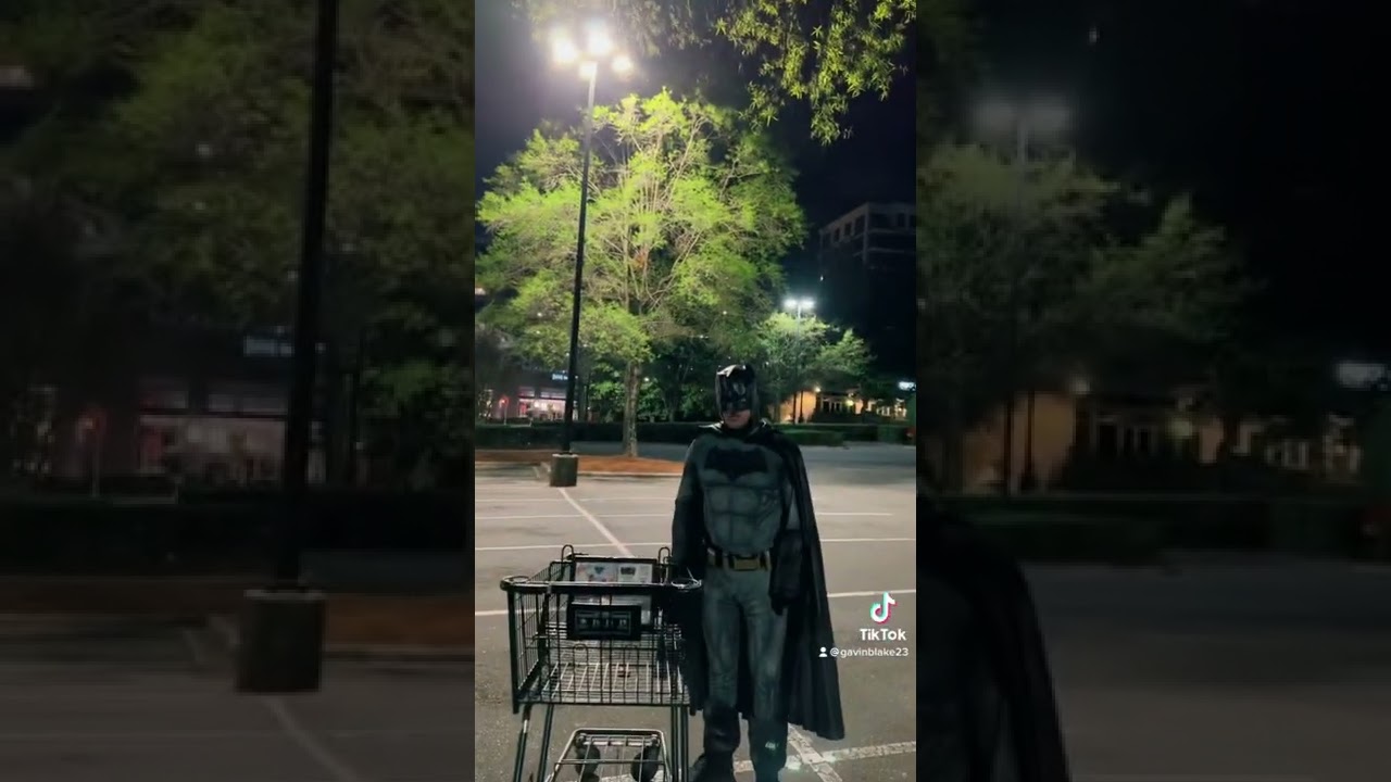 BATMAN: When you don't return your shopping cart Gotham tik tok 