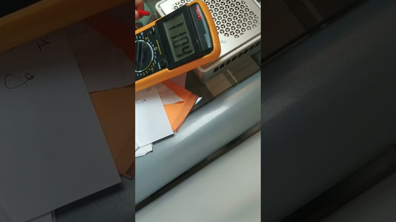 Minisforum HM90 energized case 110V AC