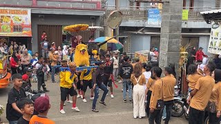 Download Lagu BEGINILAH SUASANA SAAT MENUJU TEMPAT SENI BENJANG MEKAR BUDAYA LIVE SASAK LEMAH MP3