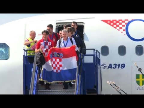Croatia team arrives in Zagreb from Russia