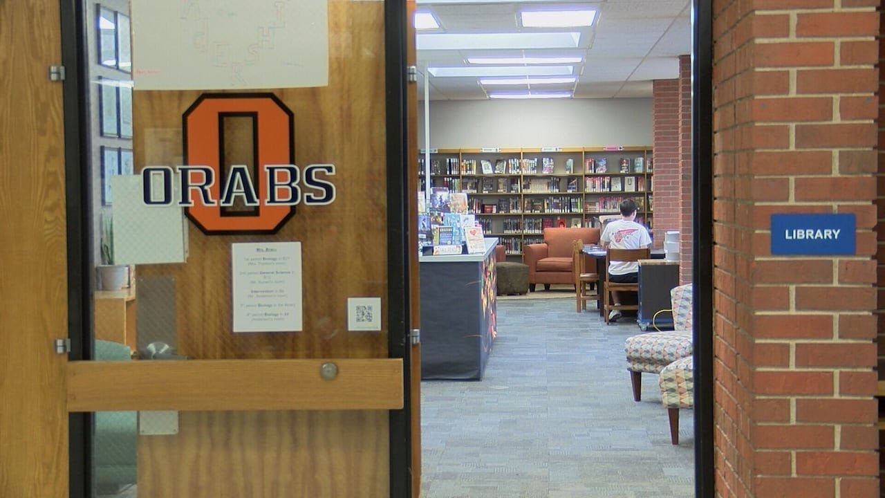 Sheldon High School pushing its start date back