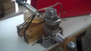 Vintage Magnum 91 prototype fourstroke test run.
