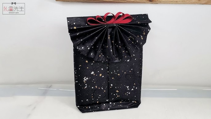 How to Stuff a Gift Bag with Tissue