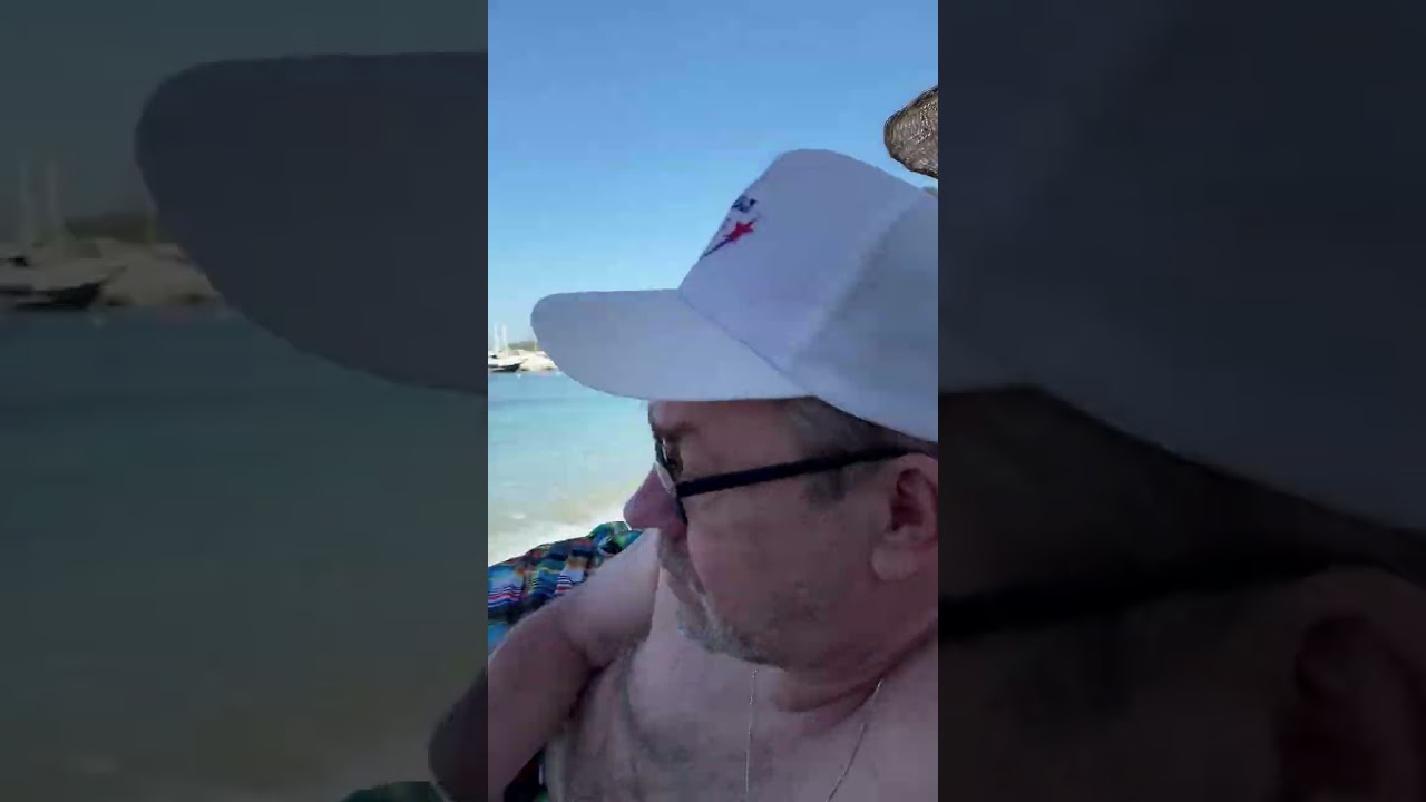 Пляж от отеля Akkan Beach Hotel