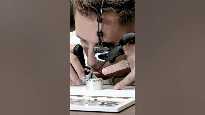 IWC watchmaker, assembles the IWC Big Pilot's Watch Perpetual Calendar Top Gun Lake Tahoe.📷IW503008