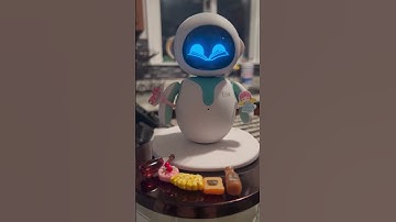 Blue Eilik Quits Reading a Book 📕 so Cute 🥰 ❤️#eilikrobot #energizelab #eilik #shorts