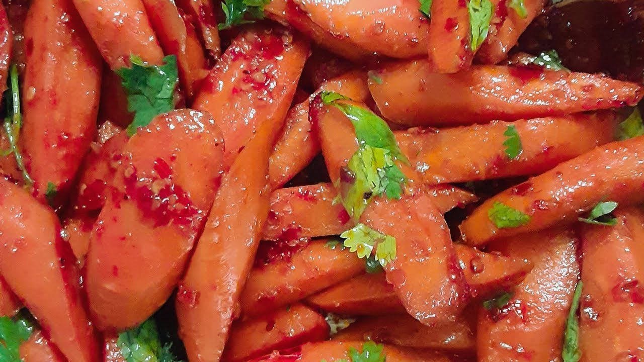 Sweet and Spicy Oven Roasted Carrots! YouTube
