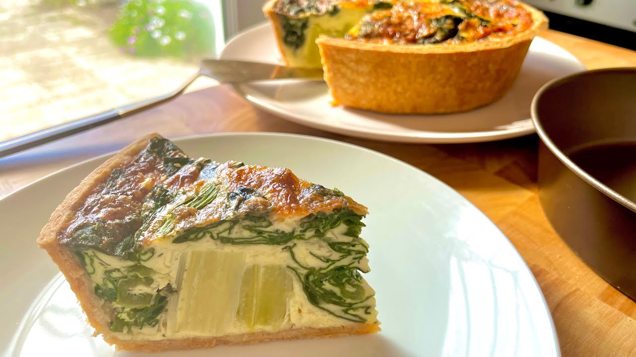 冬と春を繋げる野菜とコンテチーズを詰め込んだキッシュ｜chef ichi