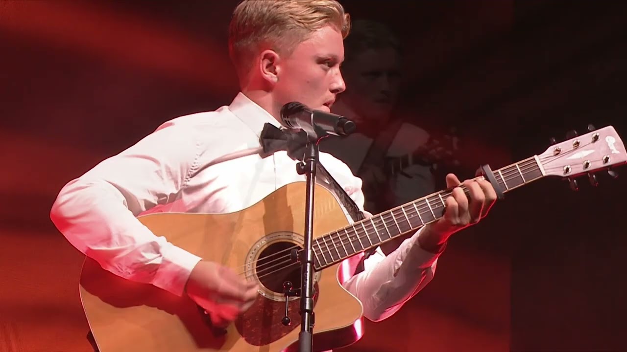 2025 Entertainment - Pre-Dessert: Beau Shearer