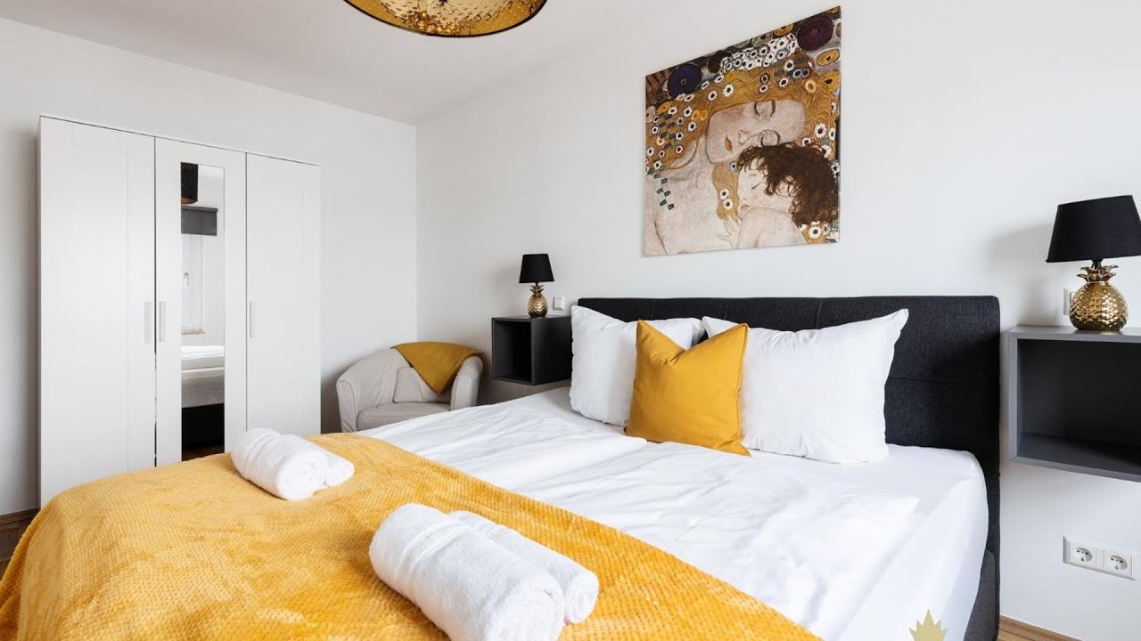 Апартаменты Pineapple Apartments Dresden Zwinger V - 78 кв.м - 1 бесплатное парковочное место | Д...