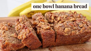 One Bowl Vegan Banana Bread (Super Moist & Fluffy!)