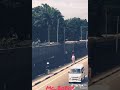 هروب مجنون من المستشفى يثير ضجه في الشارع مضحك 