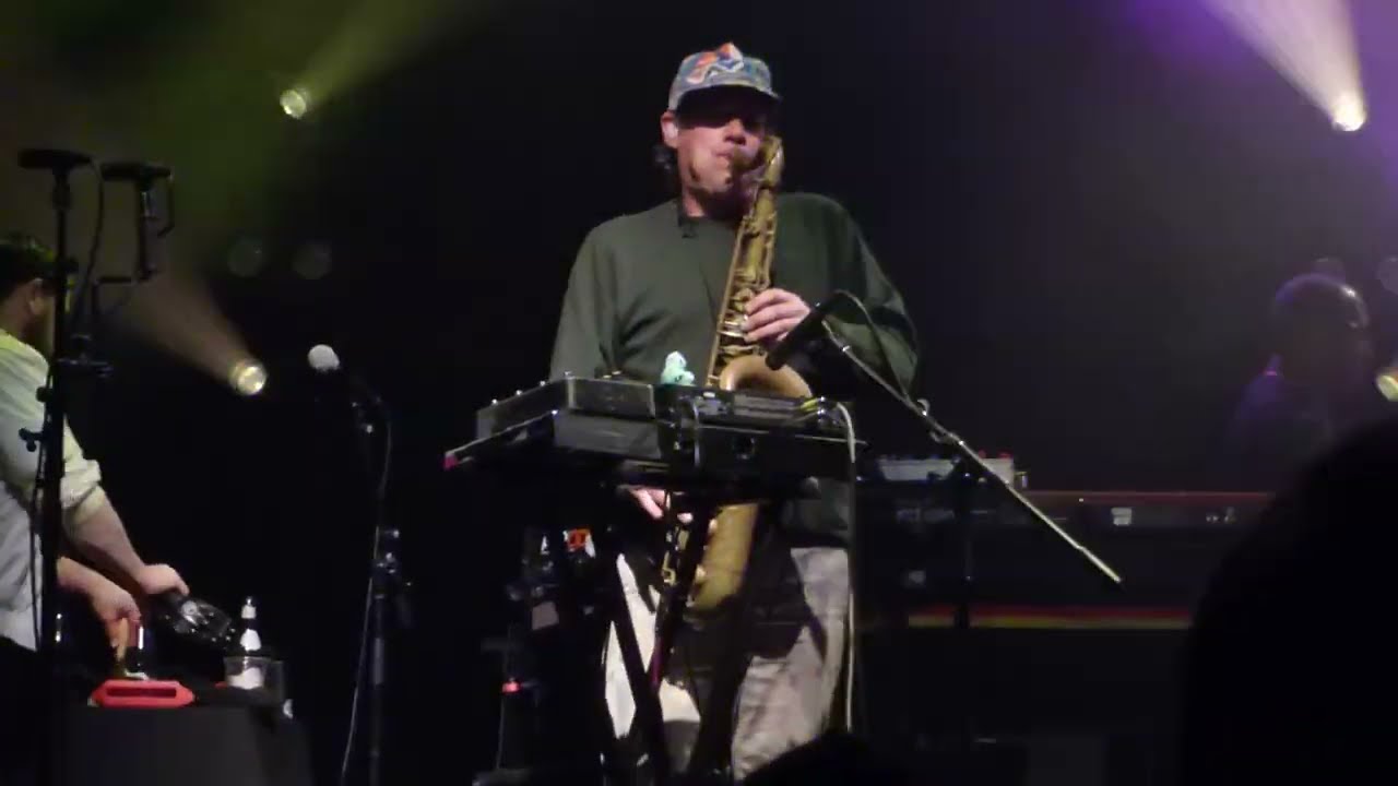 03 – Lettuce – It’s Just Begun (Live) @ The Fillmore