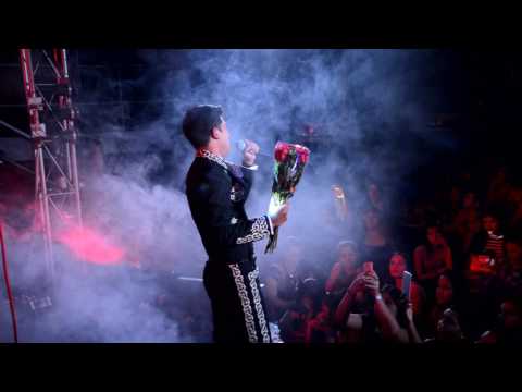 Neto Bernal - Paloma Negra (En vivo 2017)