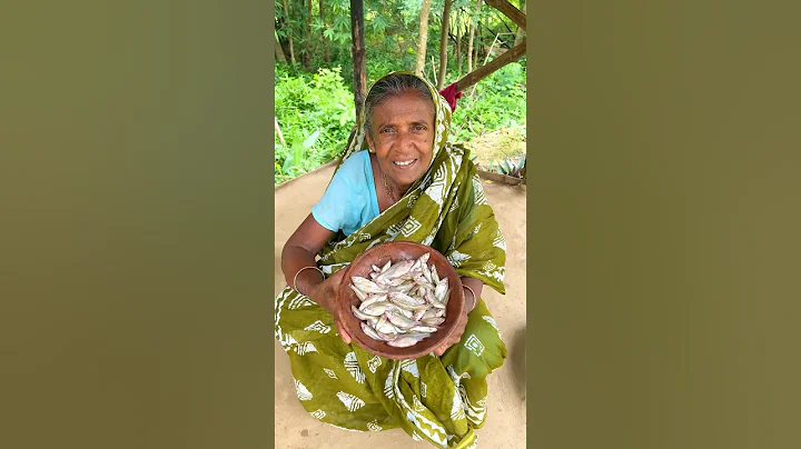 Small Fish Curry with Potato | Village Style Cooking #recipe #shorts #fishcurry #cooking