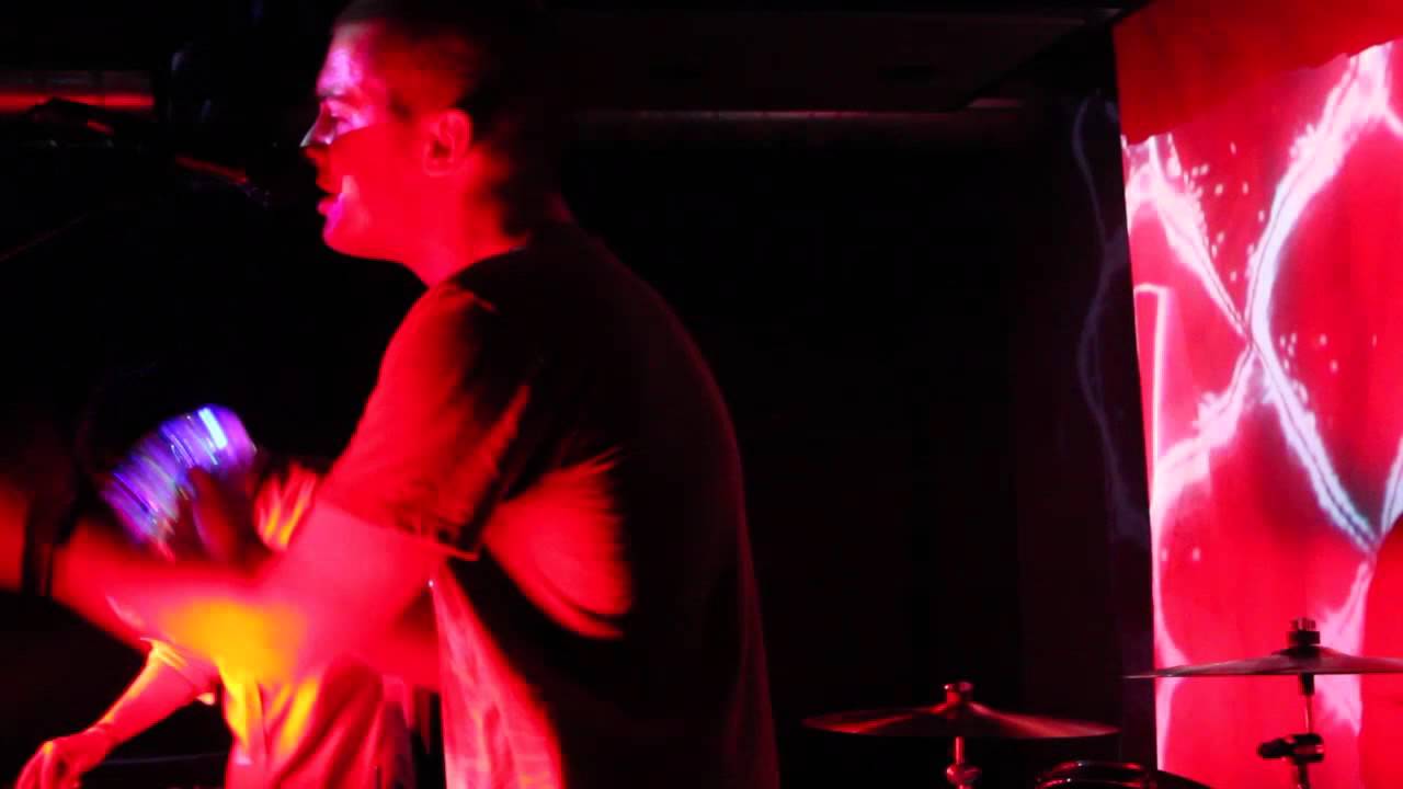 Nigel & The Dropout - Gestalt (Live Footage 2015)