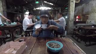 交通茶馆，重庆唯一一家保持七八十年代风格的茶馆，电影疯狂的石头曾在此取景