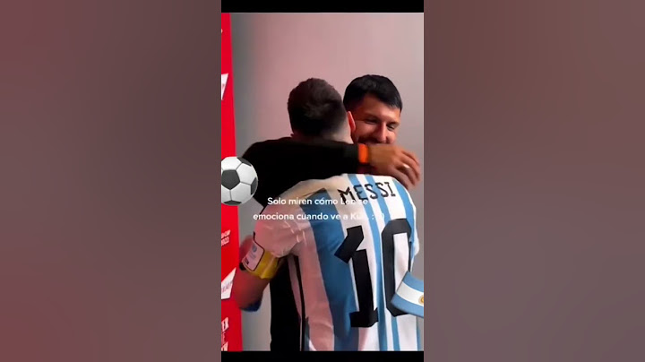 🔝🇦🇷 La emoción de Messi al ver al Kun Agüero tras pasar a la Final del Mundial de Qatar 22 #messi