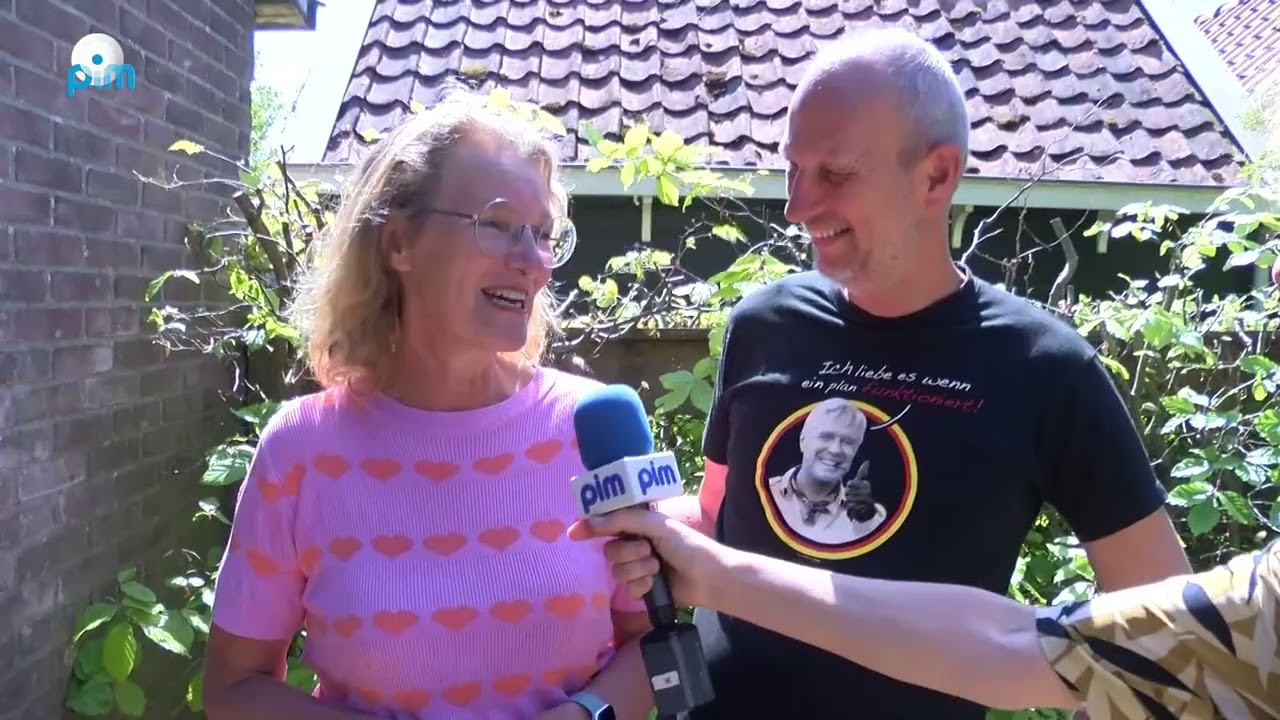 Onthulling gevelsteen Van Elteren