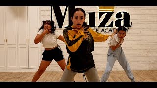 SET - CIARA - DANCE CHOREOGRAPHY