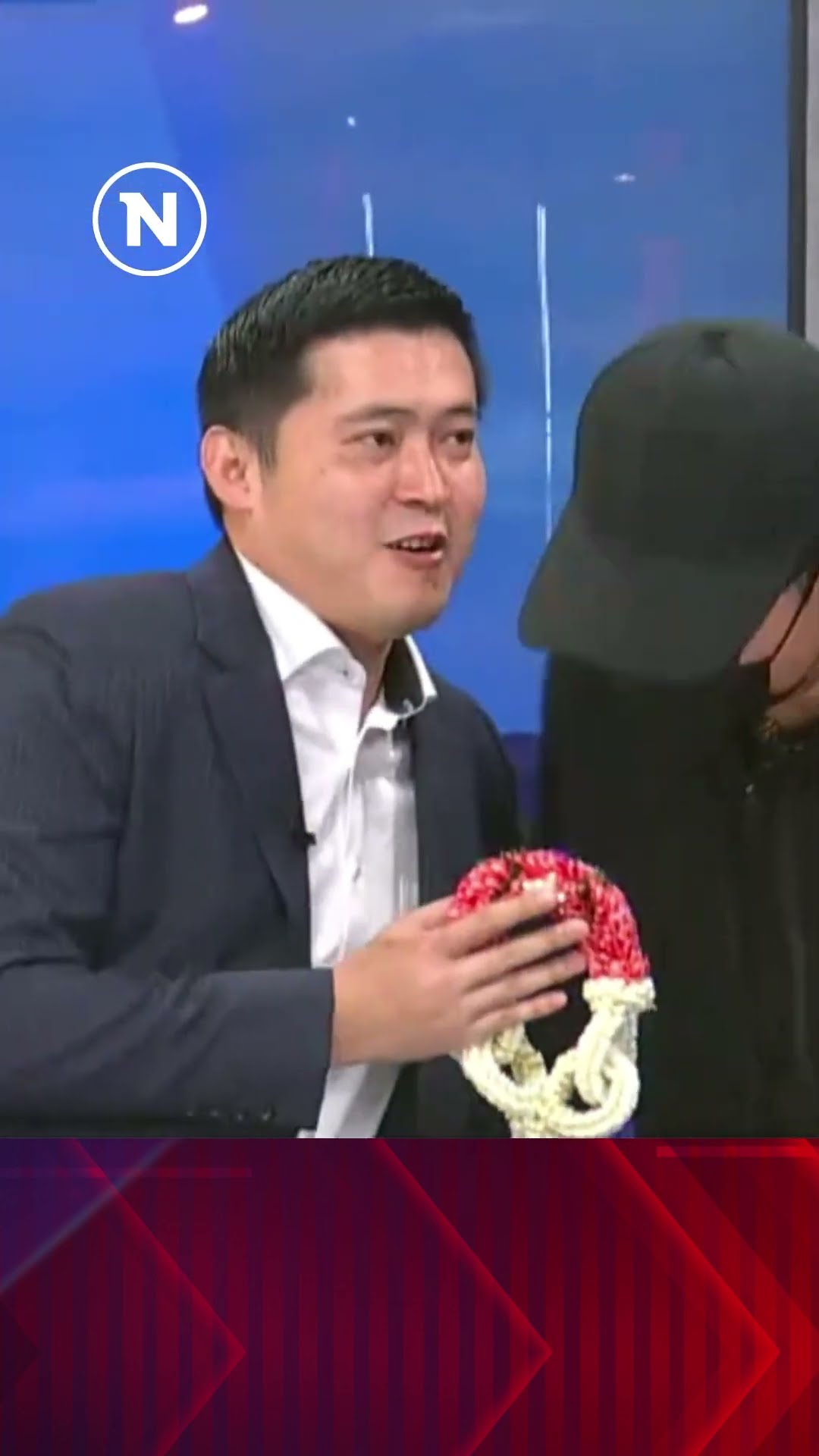 ขอโทษพี่ฟลุ๊ค ฝากตัวเป็นน้อง #ล้วงข่าว #สสฟลุ๊ค #เนชั่นทีวี