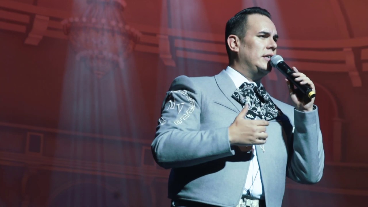 Mariachi Vargas de Tecalitlán - Llamarada by Jonathan Palomar