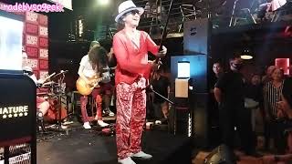 Manis Dan Sayang - Koes Plus (Cover by Andy /rif) Live At Redbox Cafe Pekalongan