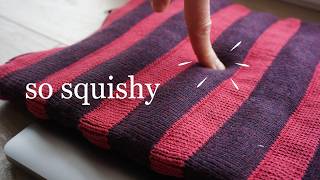 How I Knitted a Padded Laptop Sleeve | Tubular Pockets + Zipper Finish