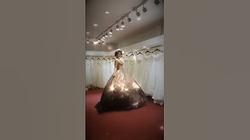 VÁY CƯỚI KIM TUYẾN PHỐI MÀU KIÊU SA | Chụp Ảnh Cưới Chuyên Nghiệp Tại HCM