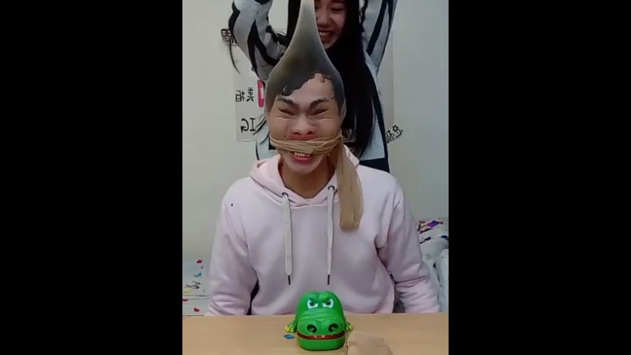 直播PRANK！專心看著螢幕1分30秒有彩蛋  (完整版)