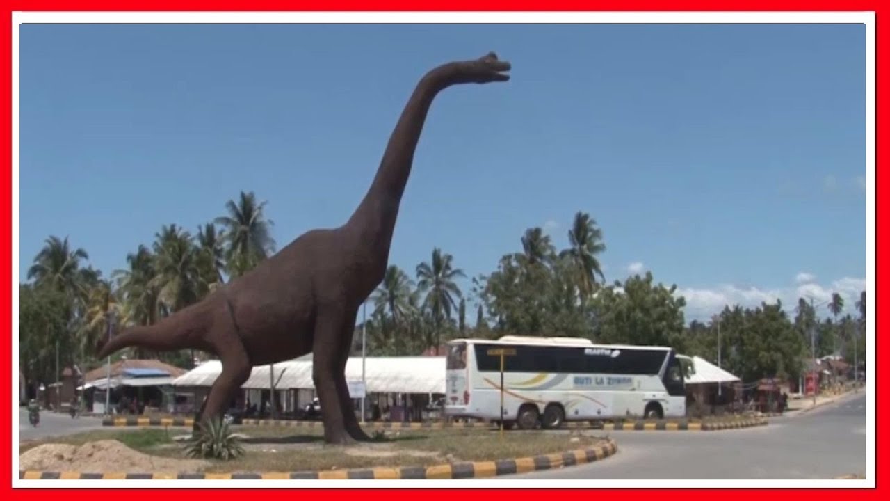 SANAMU LA MJUSI MKUBWA DUNIANI DINASAUR KUWA KIVUTIO KWA WENYEJI NA sanamu-la-mjusi-mkubwa-duniani-dinasaur-kuwa-kivutio-kwa-wenyeji-na
