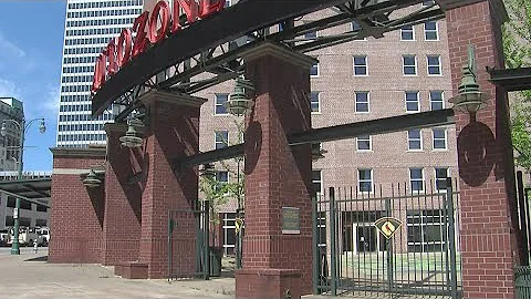 Steve Selby reflects on 20 years as Redbirds play-...