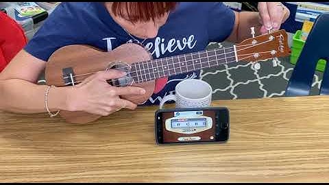 1st Grade-Ukulele tuning tutorial-Open tuning using Pano Tuner app