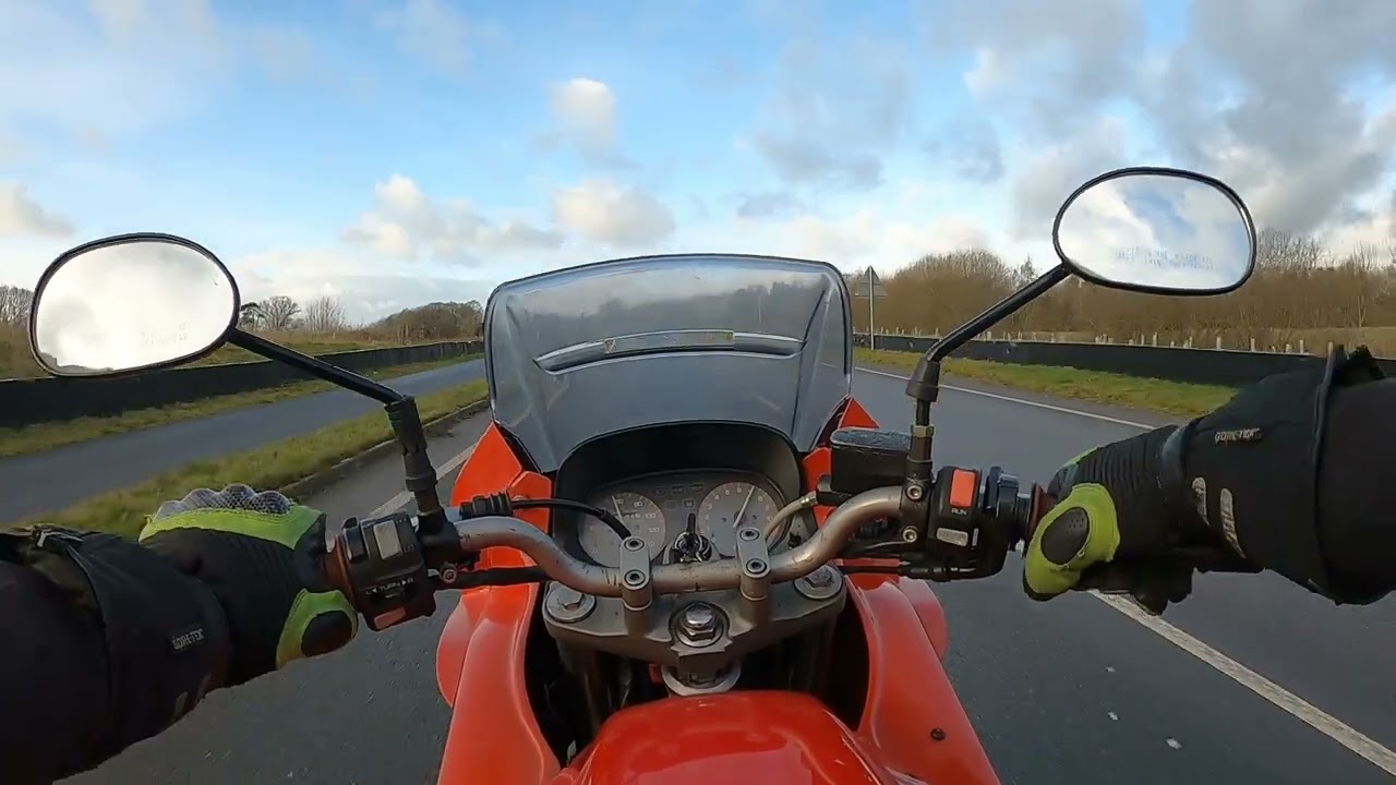 1992 Yamaha XJ600S Diversion Walkaround & Test Ride