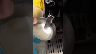 Delonghi Mousse de lait TUTO pour les noobs