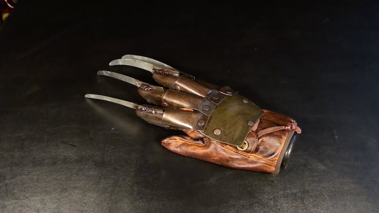 Freddy Krueger Glove Prop Replica 
