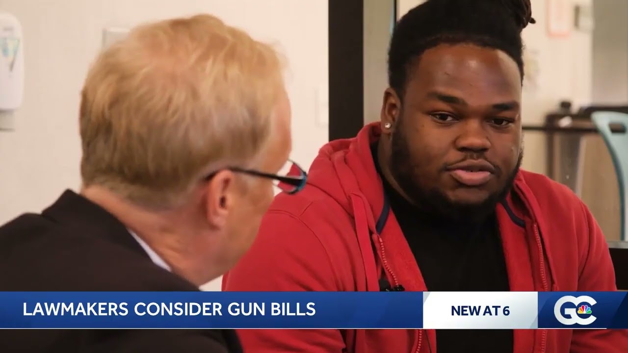 Florida lawmakers consider lowering gun purchase age, guns on campuses