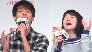 竹内涼真と浜辺美波、自分たちで作ったホイコーローに「めっちゃおいしい」と舌鼓！