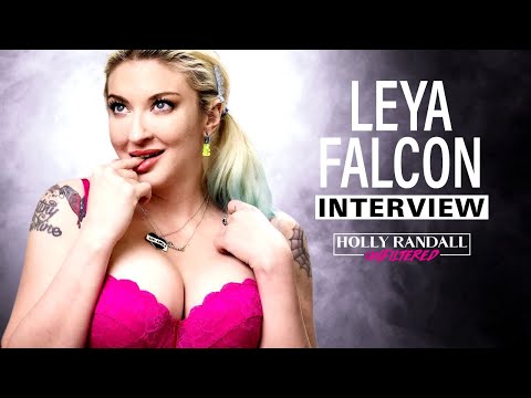 Leya Falcon: Creampies, Cosplay & Clown Gangbangs