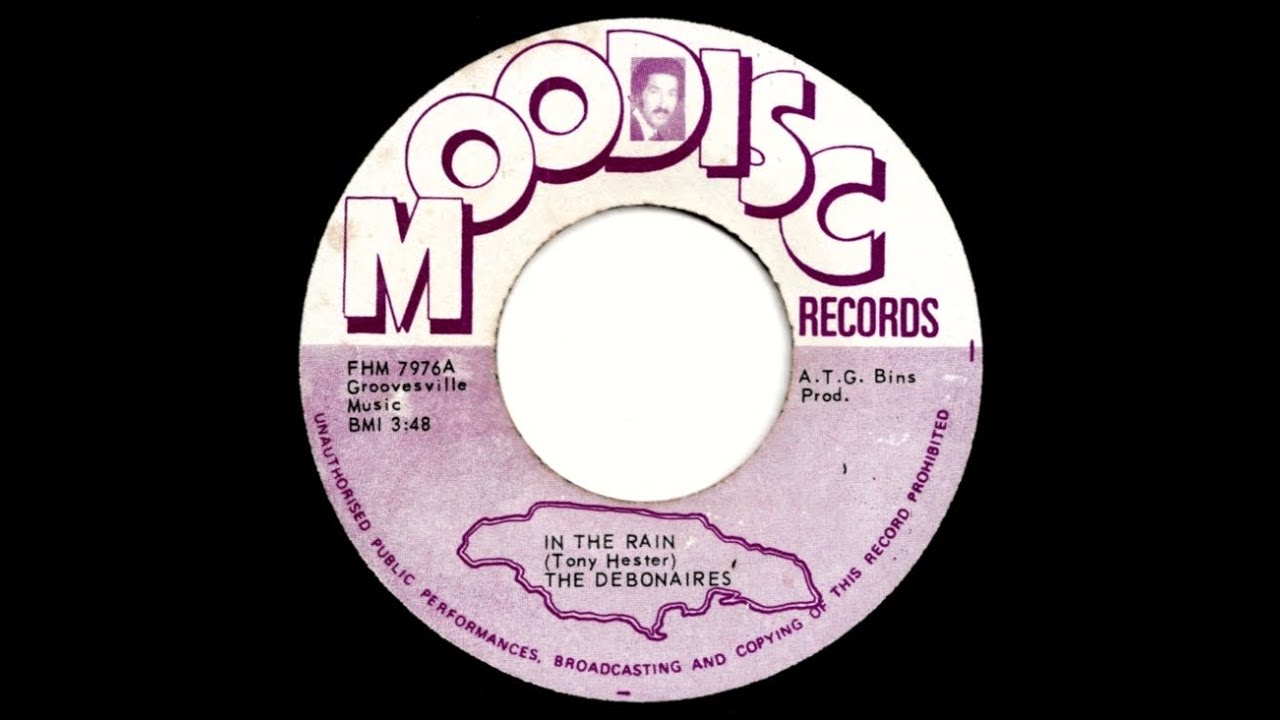 The Debonaires - In The Rain (1972) [Reggae/Dramatics cover] - YouTube